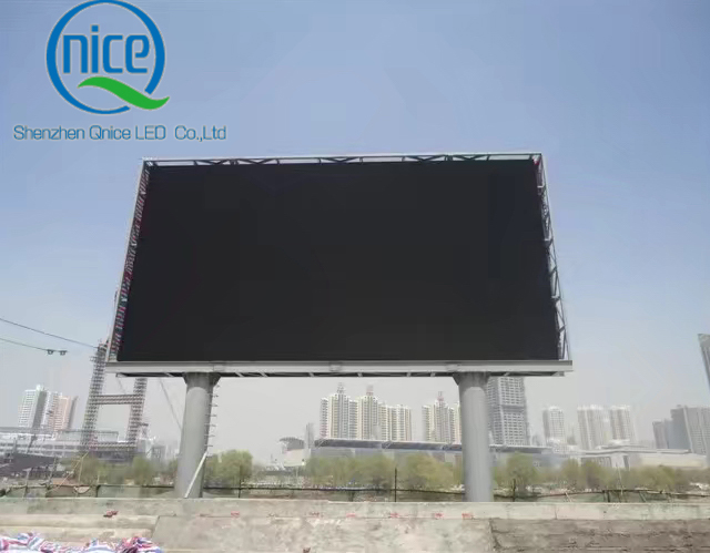 double pole support led display image2.jpg